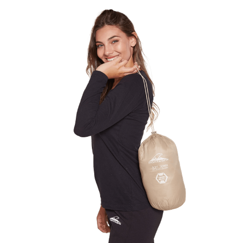 campera-de-mujer-omega-pro__11_-removebg-preview