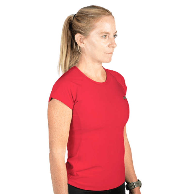 01-remera-elari-roja-removebg-preview