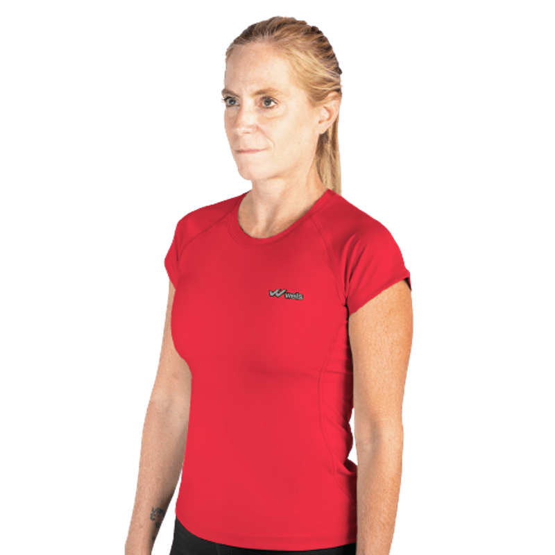 04-remera-elari-roja-removebg-preview