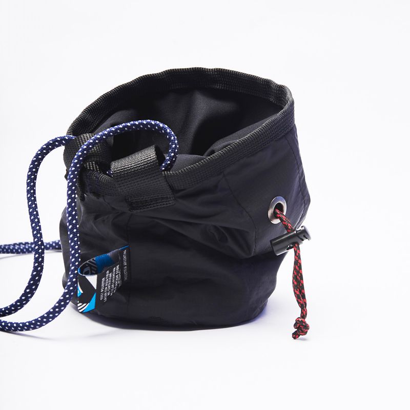 TRACKII-Negro-2
