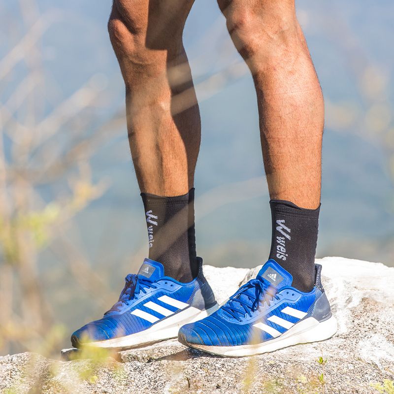 12-performance-long-socks