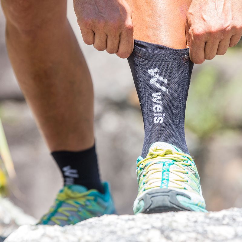 10-performance-long-socks