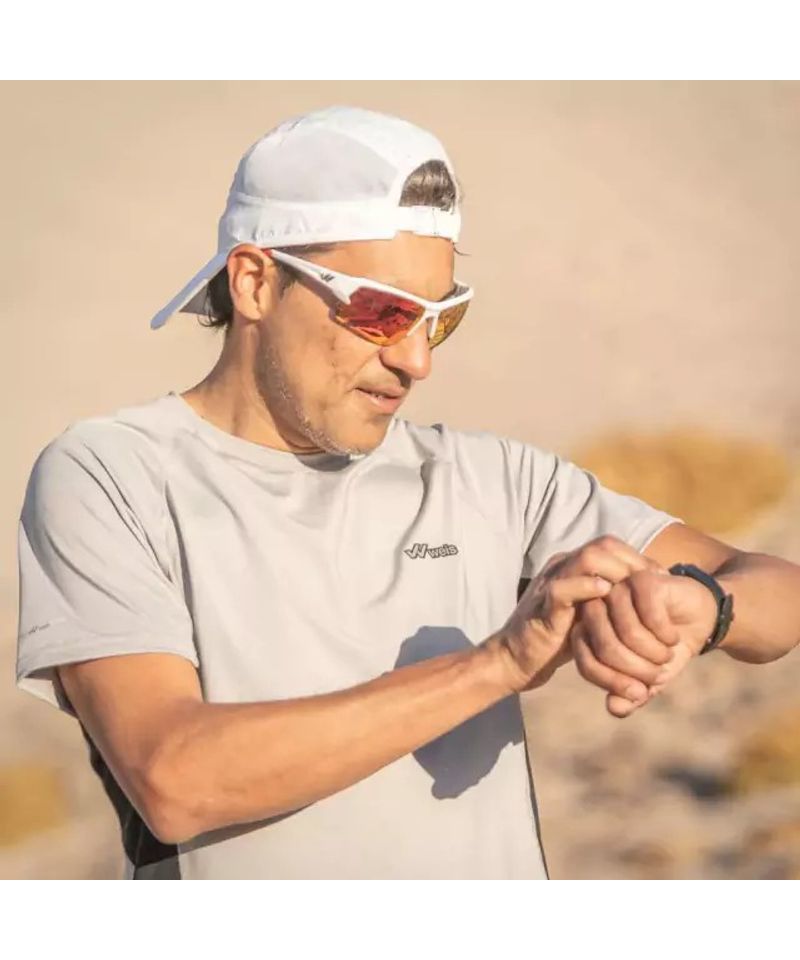 06-race-day-performance-cap-white-db237bb2103d6da5af17254585297650-640-0