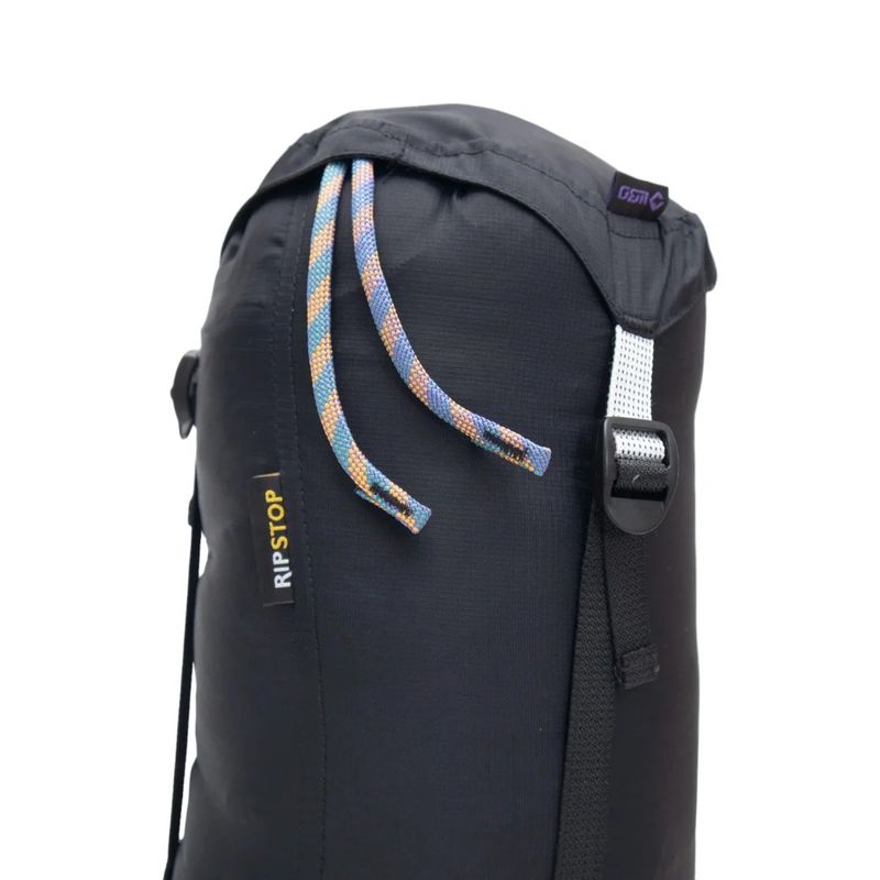ERGO8-Negro-1